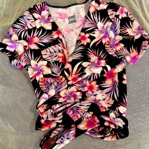 Victoria’s Secret PINK Purple/Pink Tropical Flower Tie Crop Top
